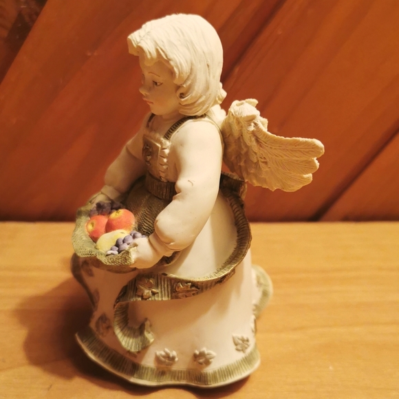 Sarah's Angels "Autumn" Figurine - Picture 4 of 6